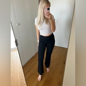 Black Women's Pants